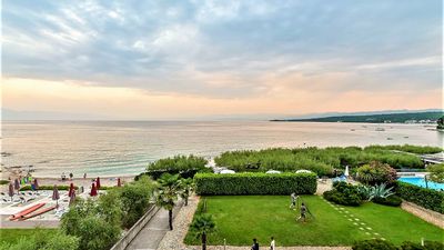 Luksuzni apartman Malin 3 u vili uz plažu na Krku