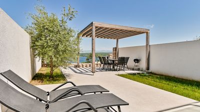 Moderan apartman Flori s pogledom na more