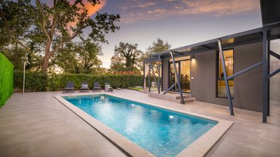 Villa Barcolana - charming cozy villa with private pool near Porec