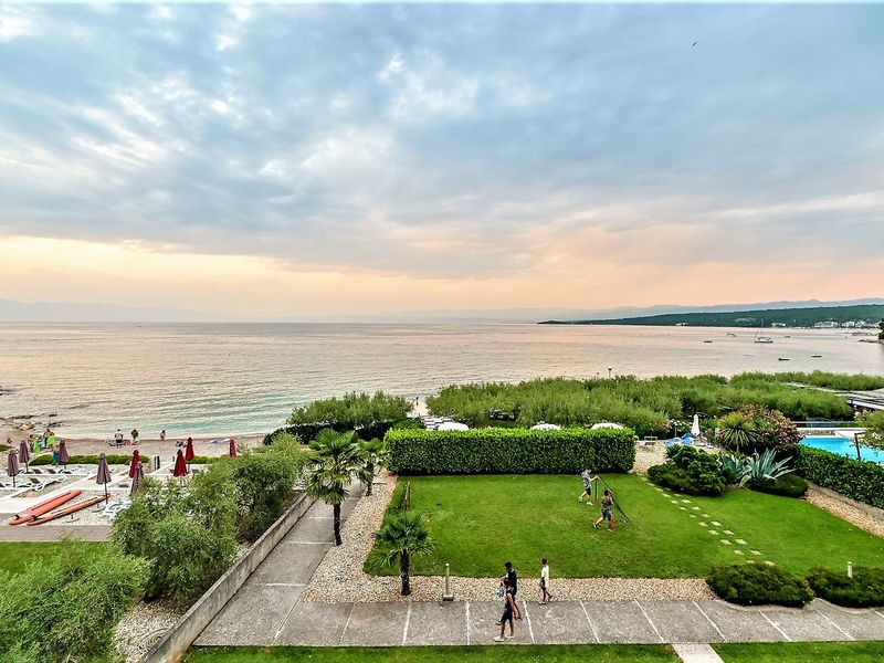 Luxus Ferienwohnung Malin 3 in der Villa am Meer auf Krk