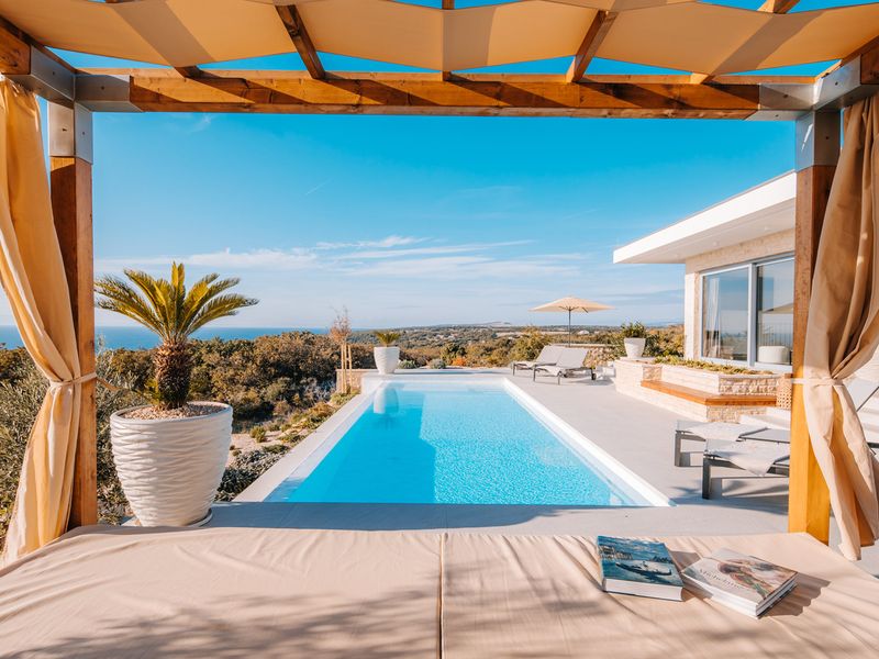 Deluxe Plant Villa with seaview