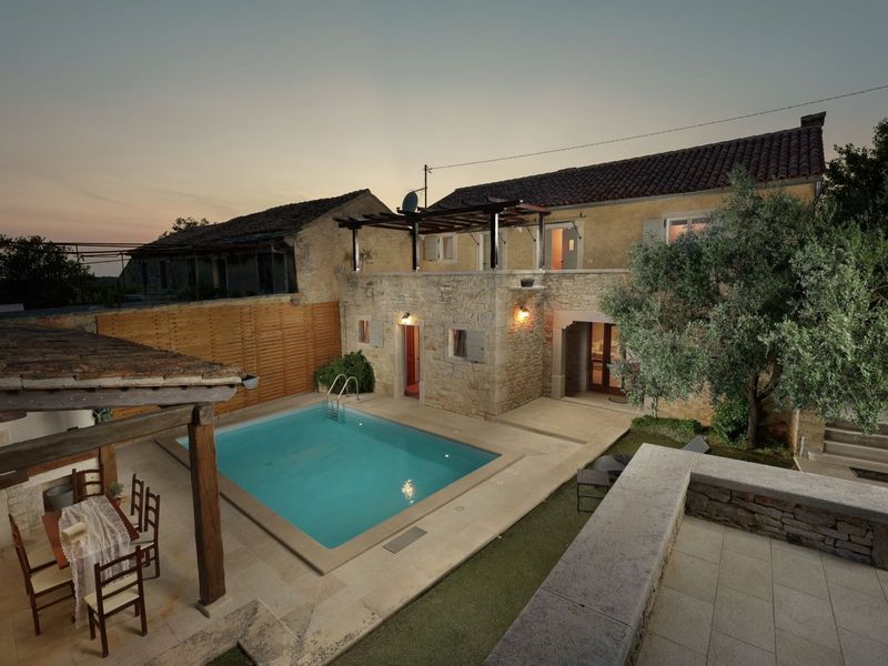 Casa Nina - sorgfältig restaurierte alte istrische Villa mit privatem Pool und Sauna