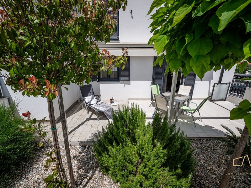 Beautiful Dana Apartment with a terrace on Krk