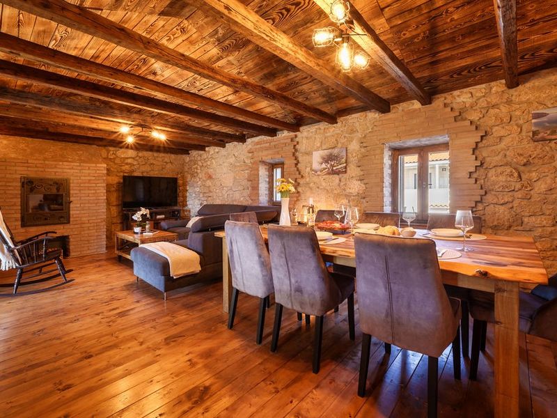 Family holiday house Nada