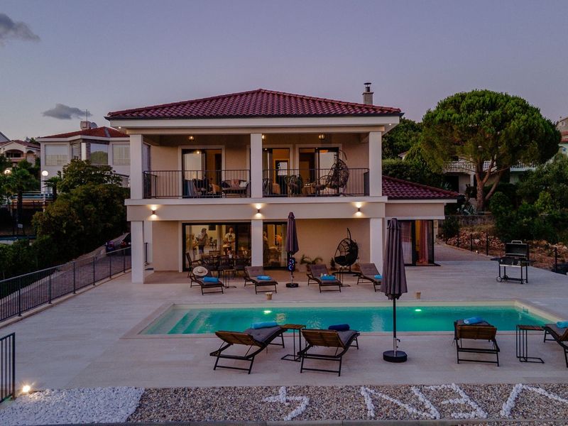Luxury Villa Seven 4 with a beautiful sea view and private pool