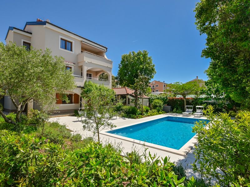 Modernes Apartment Ana