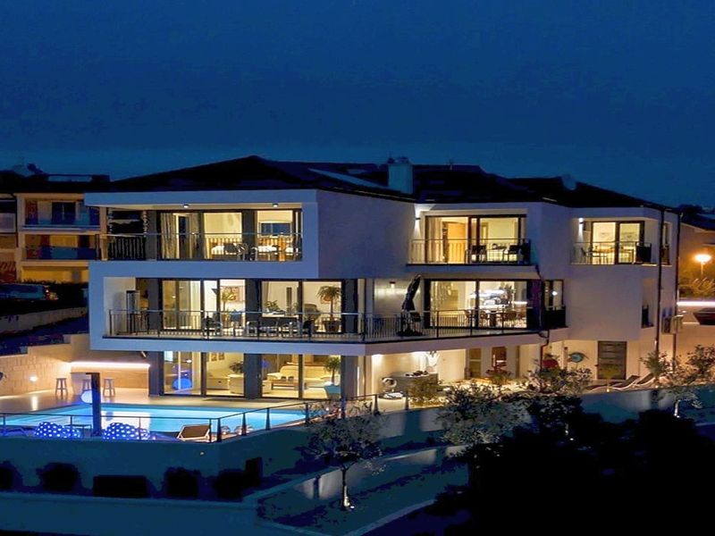 The Grand View Villa with a heated pool, gym & wellness zone on Krk