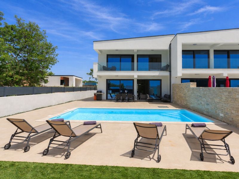 Villa Melia - a cozy villa with 4 bedrooms and private pool