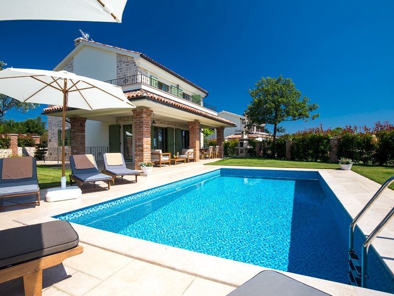 Family Villa Nika with a rustic touch and a pool on Krk