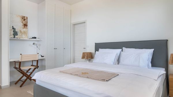 Moderna Plant Villas s grijanim bazenom