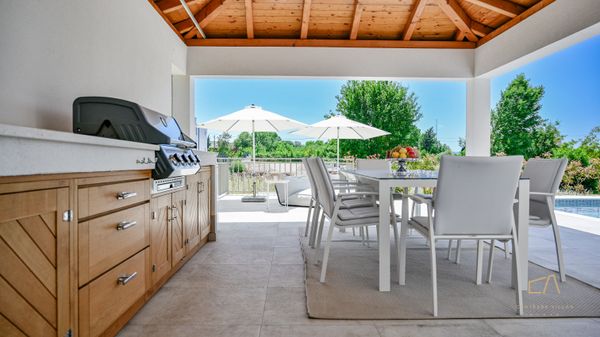 Elegantna Villa Palma s bazenom