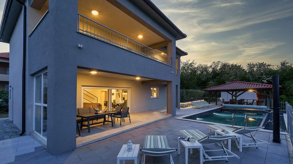Villa Petra with private pool