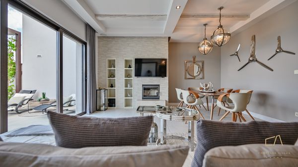 Villa Prova 2 direkt am Strand mit Innen- und Außenpool auf Krk