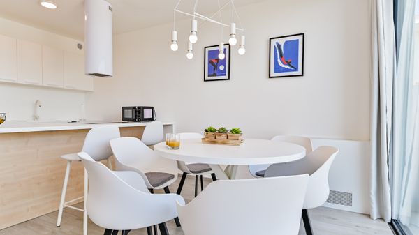 Modern Flori Apartment