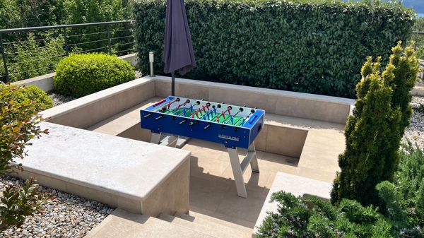 Stilvolle Villa Quadra mit Meerblick und Pool auf Krk