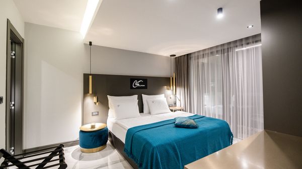 Stylish Villa Curiera in the city center with private pool and lounge on Krk