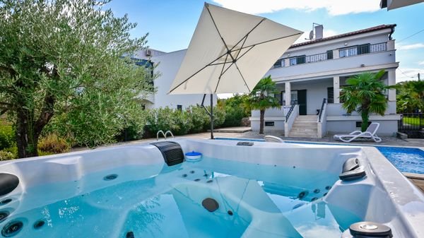 Modern Villa Christian with private pool, sauna and jacuzzi