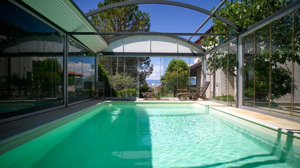 Villa Verde & Blue with Heated Pool, Sea View and Jacuzzi
