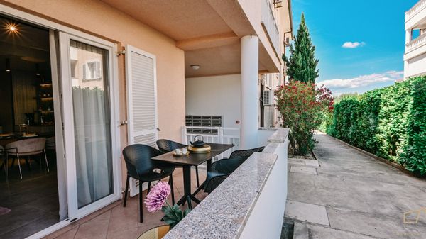 Luxus Ferienwohnung Malin 3 in der Villa am Meer auf Krk