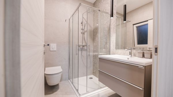 Moderne Ferienwohnung Lacrima 3 in der Villa mit Pool auf Krk