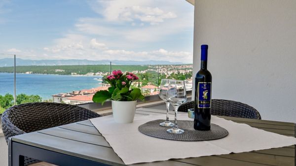 Wohnung Lena 2 mit Meerblick und Pool
