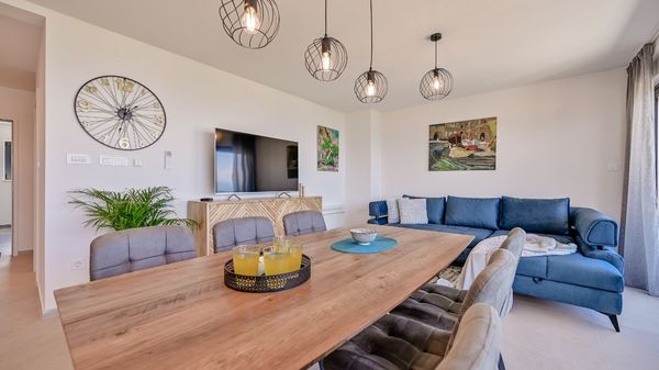 Wohnung Lena 2 mit Meerblick und Pool