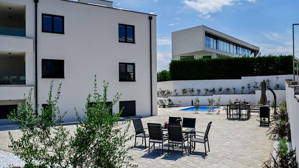 Wohnung Lena 2 mit Meerblick und Pool