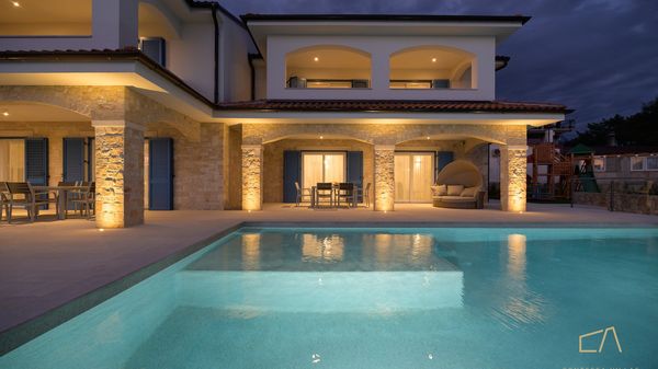 Premium apartment Loma 4 with a pool and garden on Krk