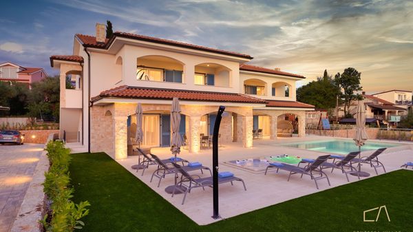 Premium apartment Loma 3 with a pool and garden on Krk