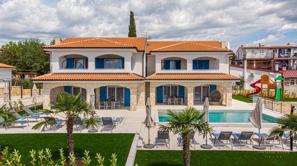 Ekskluzivan apartman Loma 2 s bazenom i vrtom na otoku Krku