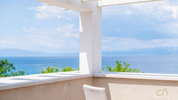Stilvolle Ferienwohnung Luce 3 am Meer auf Krk
