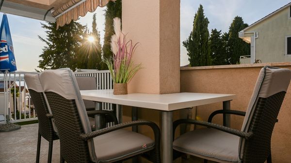 Apartment Maris with sea view