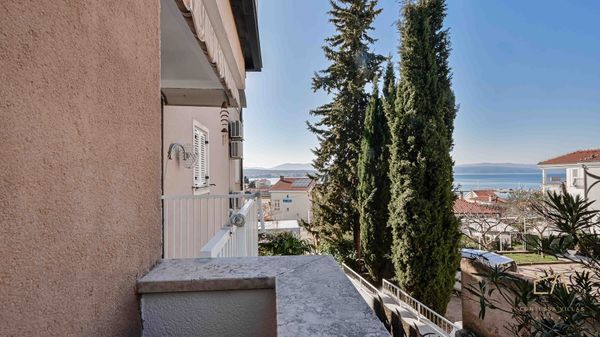 Apartment Maris with sea view