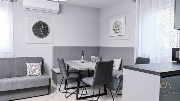 Apartment Maris with sea view