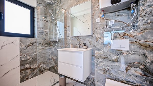 Luksuzan apartman Stone Flower s privatnim bazenom