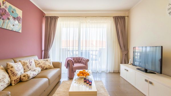 Stilvolle Ferienwohnung Mande 2 in der Villa am Meer auf Krk