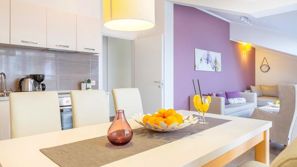 Elegante Ferienwohnung Mande 5 mit Meerblick in der Villa auf Krk