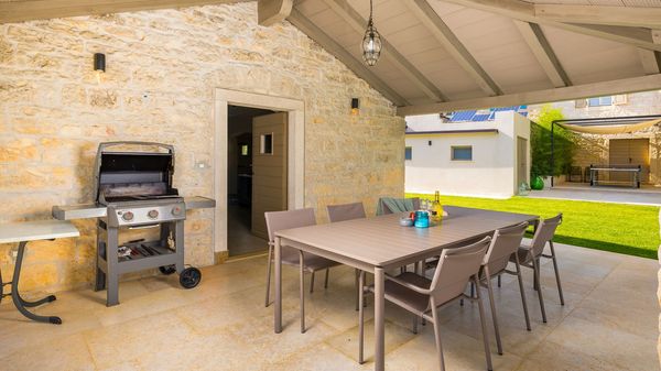 Casa Amalia - beautiful 2 bedroom villa with large pool