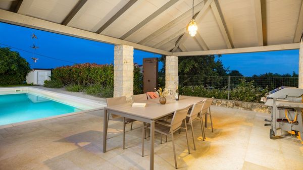 Casa Amalia - beautiful 2 bedroom villa with large pool