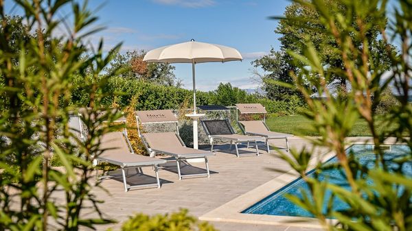 Apartman Blue Sea s pogledom na more i bazenom