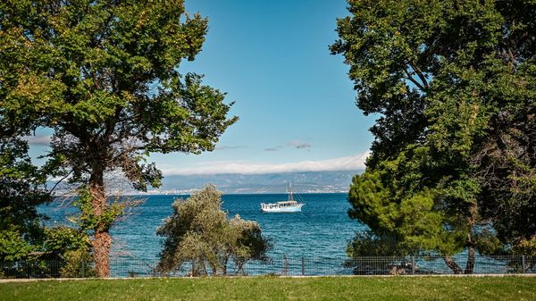 Apartman Blue Sea s pogledom na more i bazenom