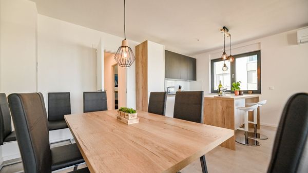 Apartman Blue Sea s pogledom na more i bazenom