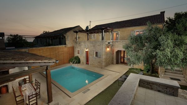 Casa Nina - sorgfältig restaurierte alte istrische Villa mit privatem Pool und Sauna