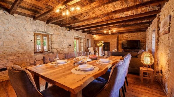 Family holiday house Nada