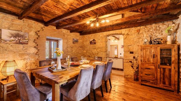 Family holiday house Nada