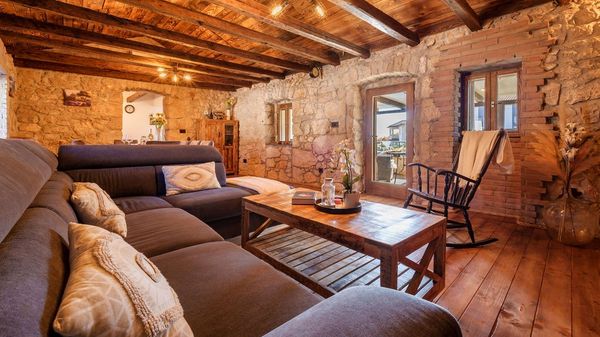 Family holiday house Nada