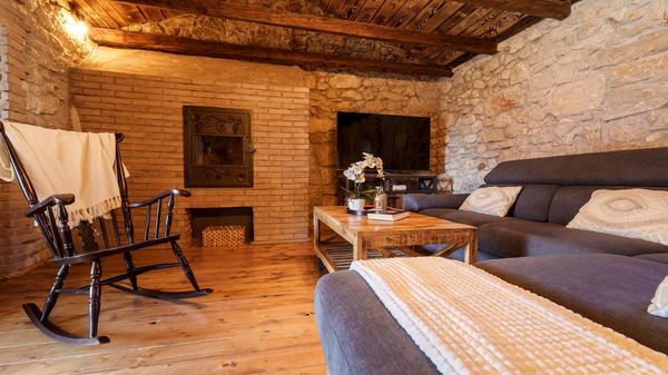 Family holiday house Nada