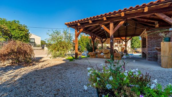 Family holiday house Nada