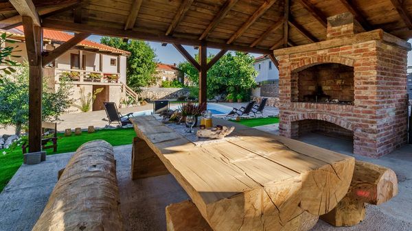 Family holiday house Nada