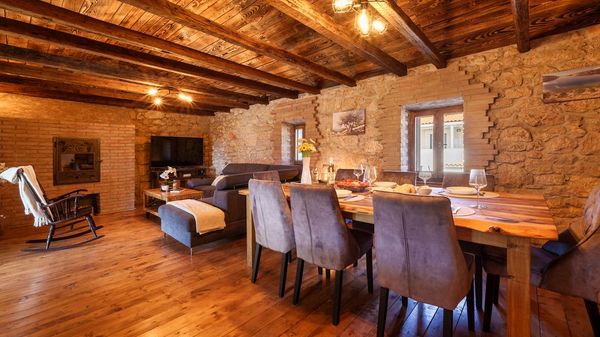 Family holiday house Nada